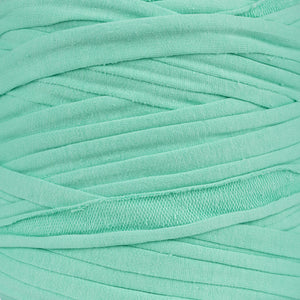 Showing the premium look and feel of recycled cotton yarn.
